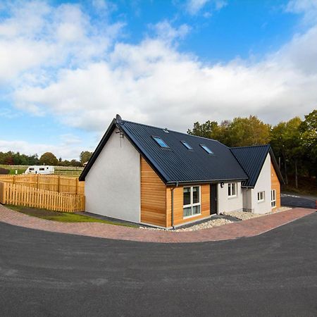 Oakwood Villa Авимор Екстериор снимка