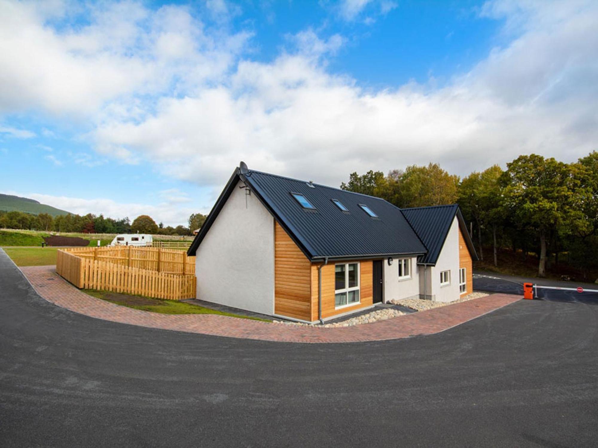 Oakwood Villa Авимор Екстериор снимка